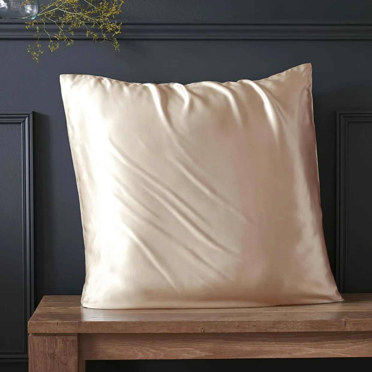 Taie d'oreiller carrée soie de mûrier (80 x 80 cm) Mizuki Beige pampa