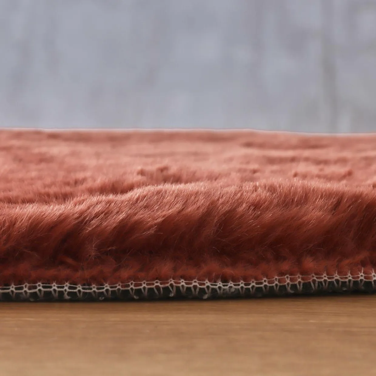 Tapis rond fausse fourrure (80 cm) Finn Terracotta