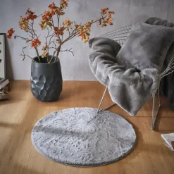 Tapis rond fausse fourrure (80 cm) Finn Gris anthracite