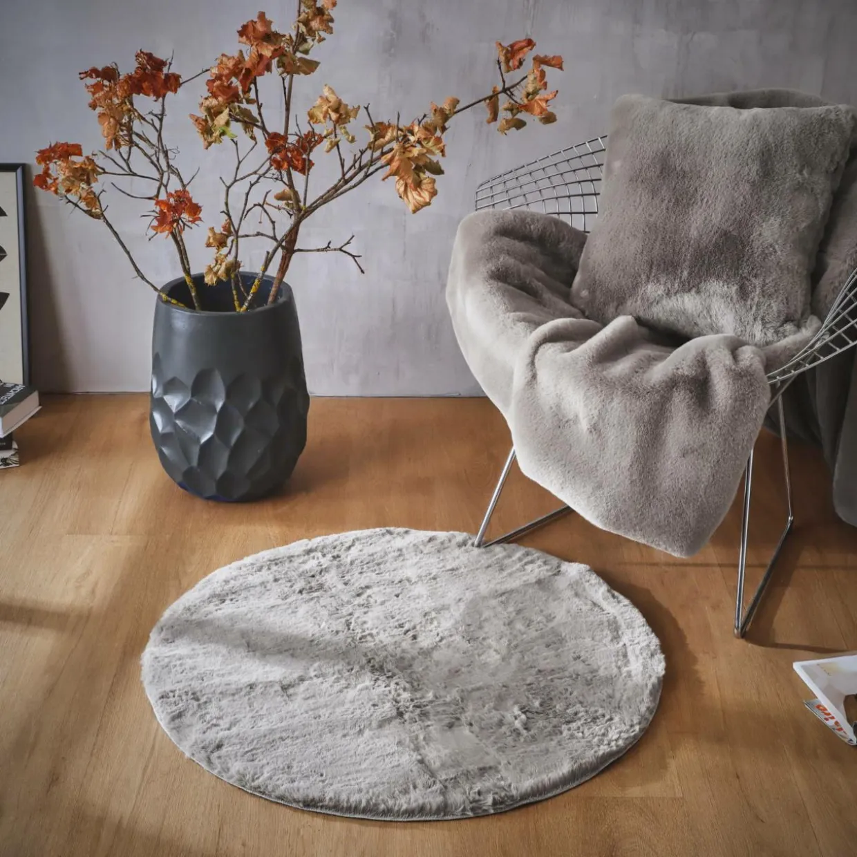 Tapis rond fausse fourrure (80 cm) Finn Taupe