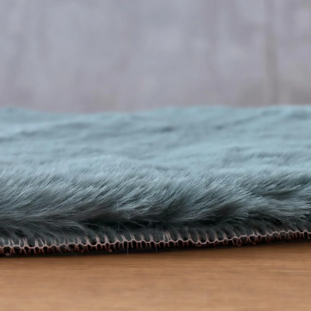 Tapis rond fausse fourrure (80 cm) Finn Bleu