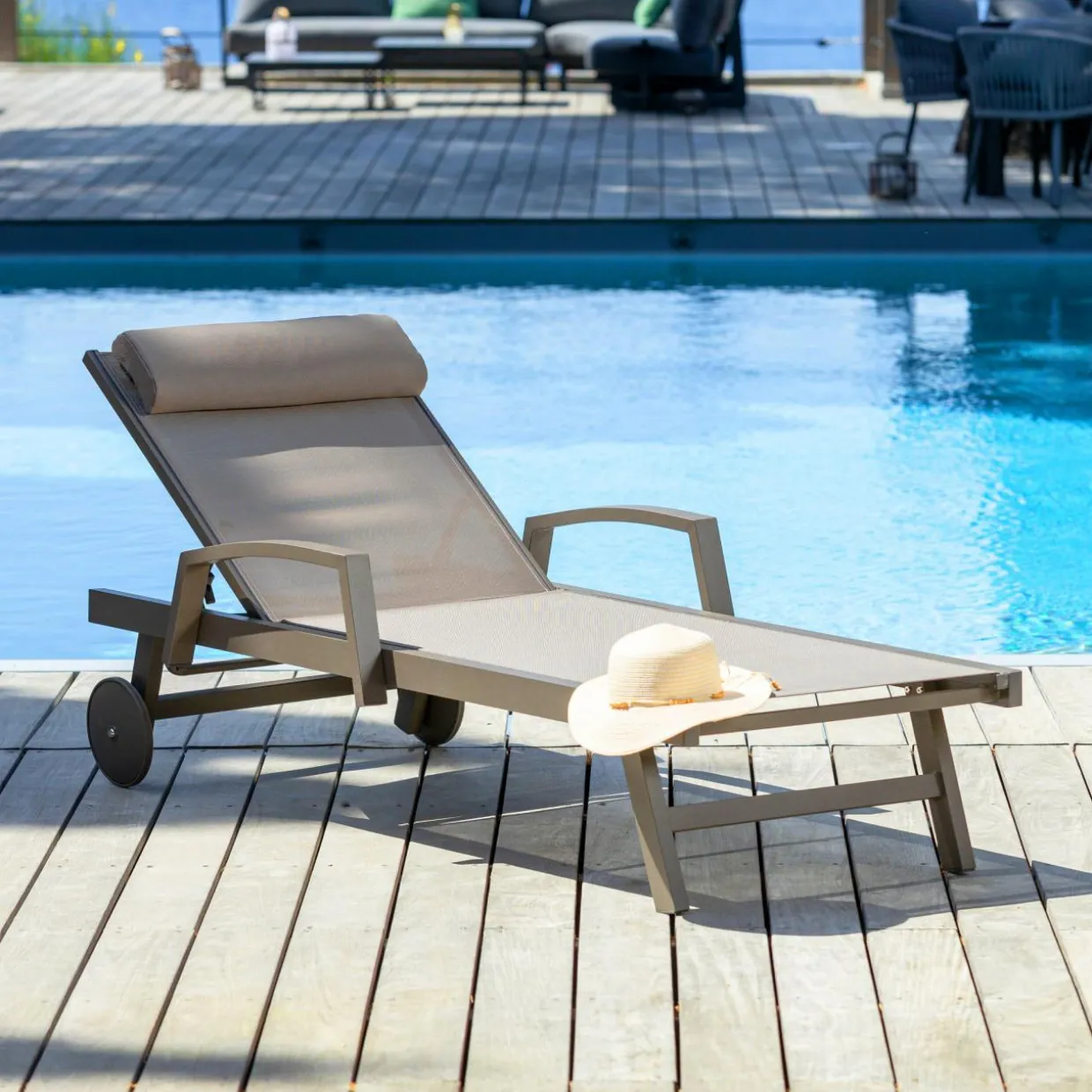 Transat en aluminium Pirae Taupe