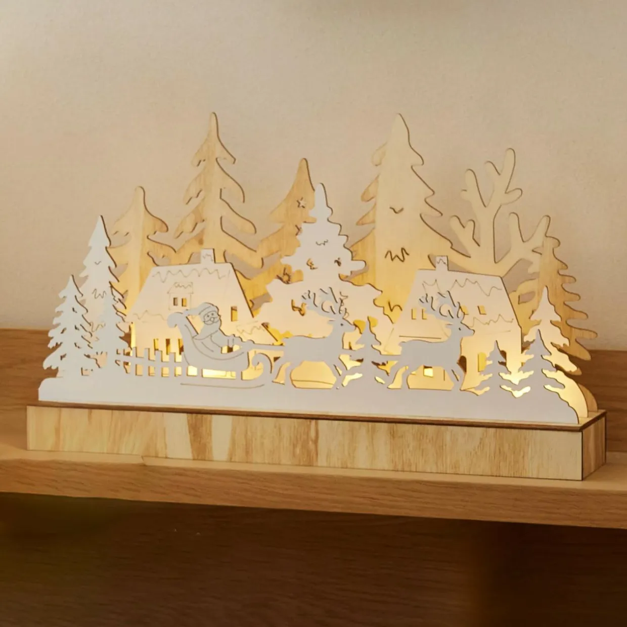 Village de Noël en bois lumineux à piles (30 x 18 cm) Pôle Nord