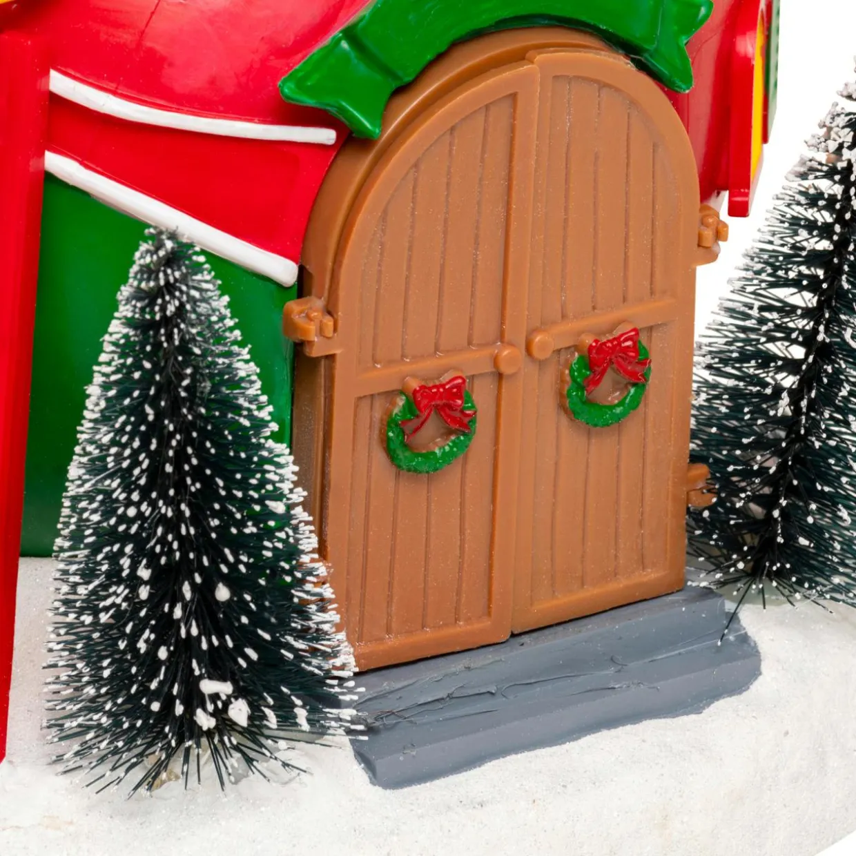 Village de Noël musical et animé à piles (H22 cm) Cabane du Père Noël