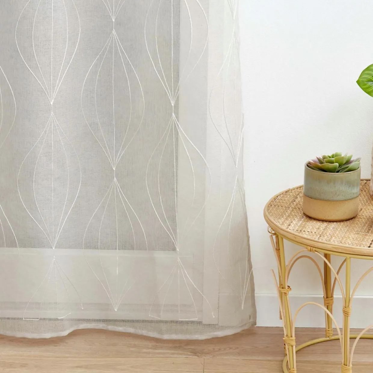 Voilage brodé (140 x 240 cm) Galactée Taupe