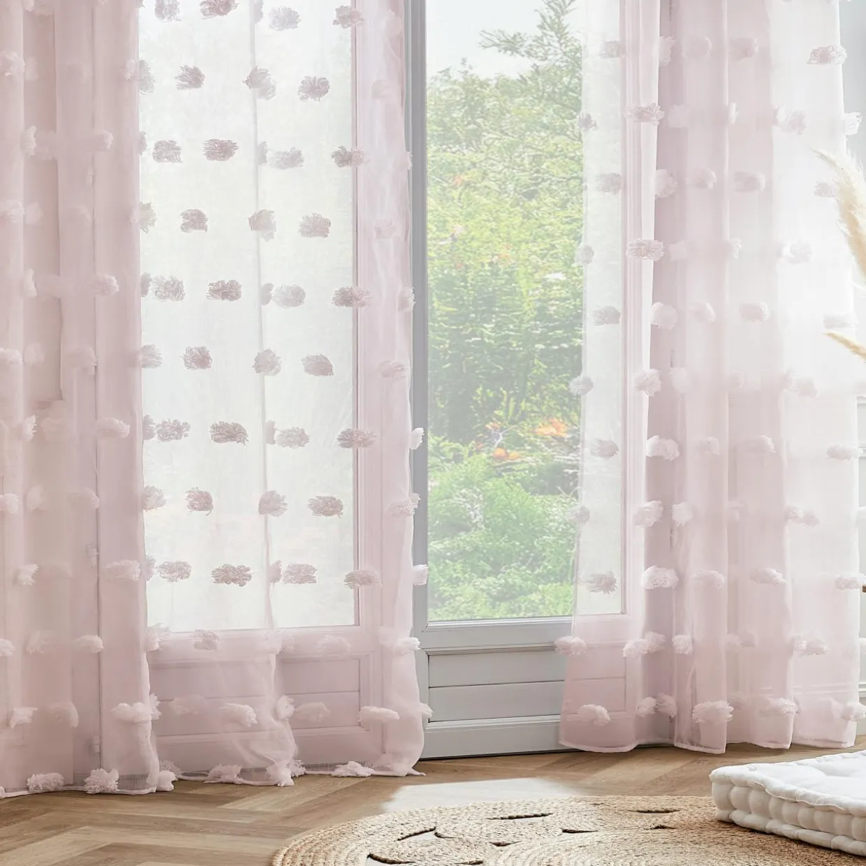 Voilage oeillets pompons (140 x 240 cm) Suzie Rose