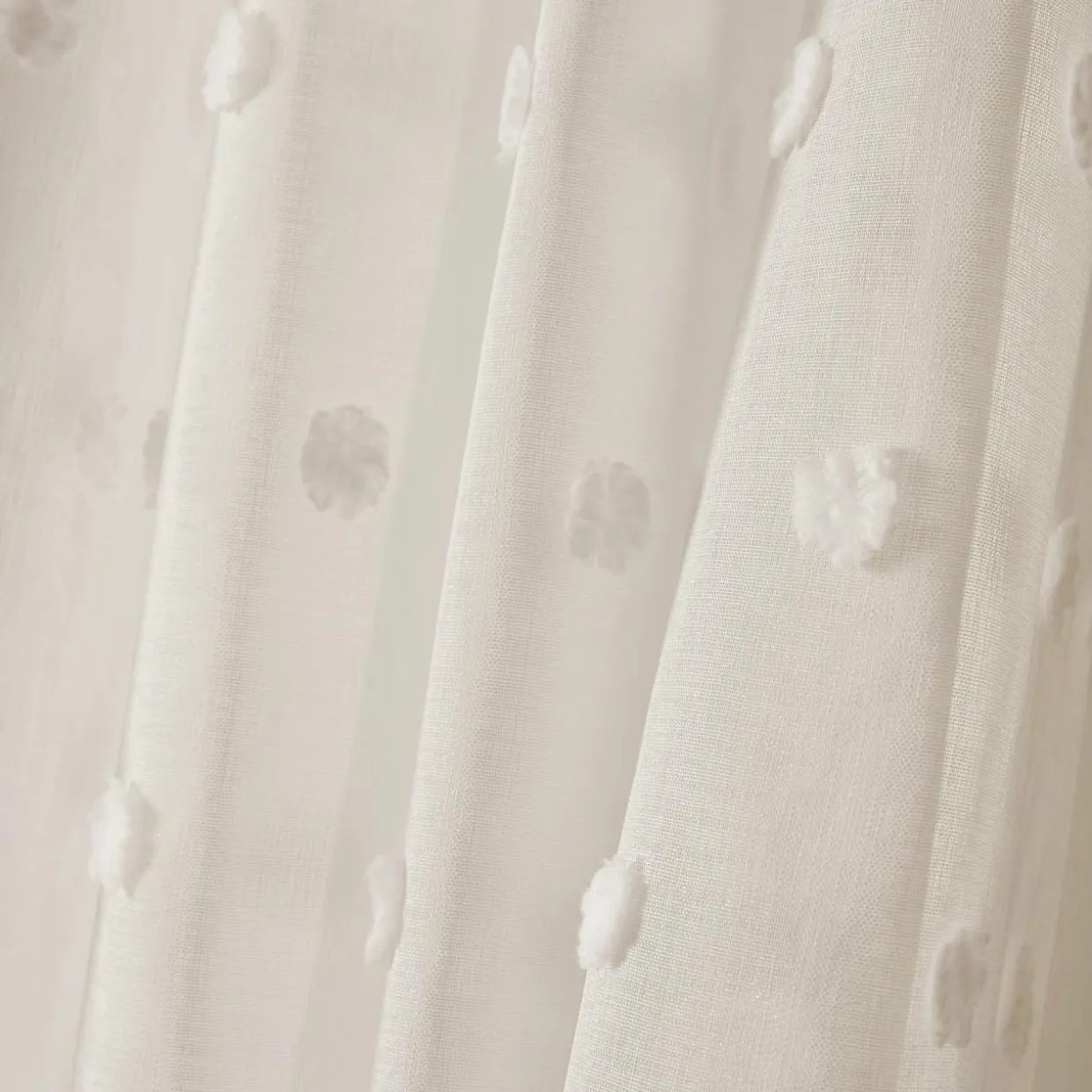 Voilage oeillets pompons (280 x 240 cm) Emie Beige