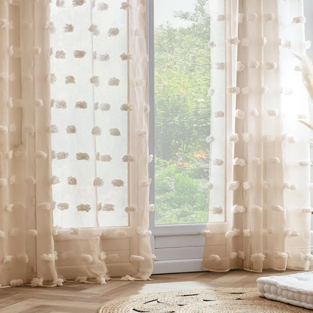 Voilage oeillets pompons (140 x 240 cm) Suzie Beige